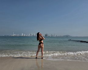 gabriela_moore