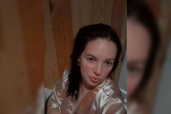 brunette_qween