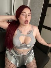 sofia_red
