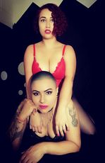 elecktra_and_abby