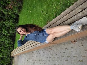 elise_vivienne