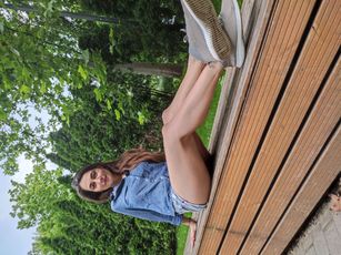 elise_vivienne