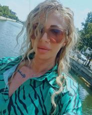 annekay01