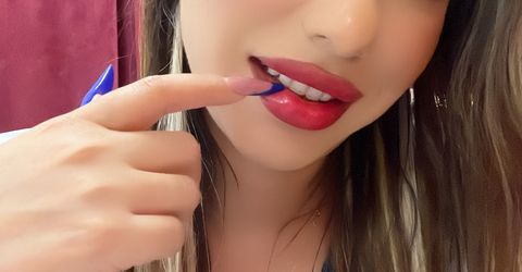 Profile picture - IsaCharm