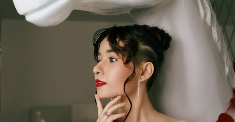 Profile picture - May