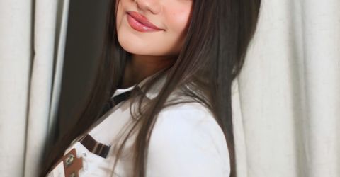 Profile picture - Mia
