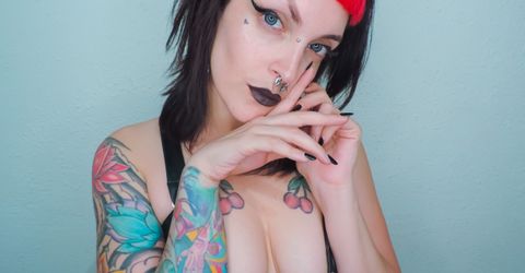 Profile picture - Emily Doomed