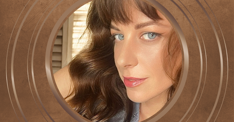 Profile picture - Queen Bee Alexandria Lee