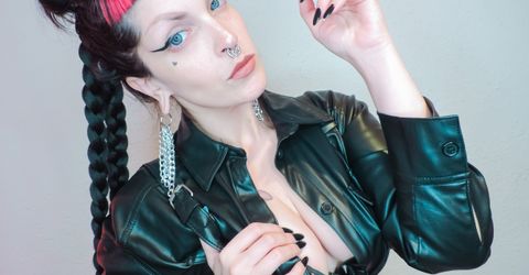 Profile picture - Emily Doomed