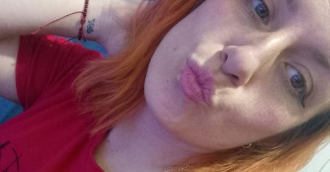 Profile picture - hillary love