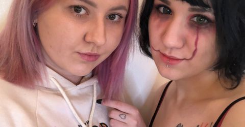 Profile picture - Mary and Jenny