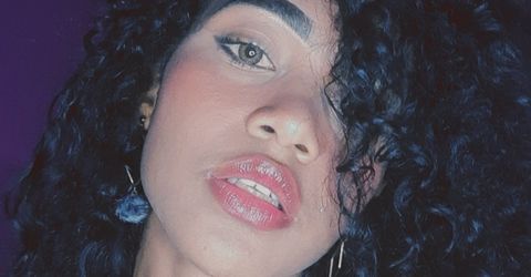 Profile picture - mis annie