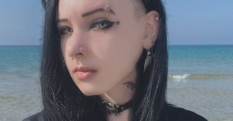 Profile picture - Smoking_Raven