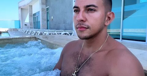 Profile picture - tom