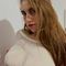 Profile picture - Saray Davis