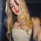 Profile picture - Lily