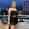 Profile picture - Nina Parker