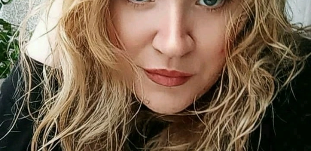 Model - Olivia Brawn communication