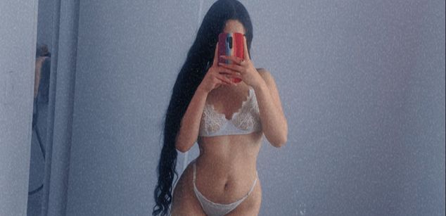 Model - kyliewhite_1 squirts