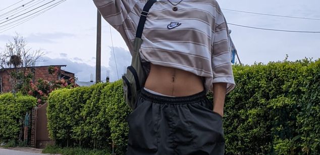 Model - ValenViolette young