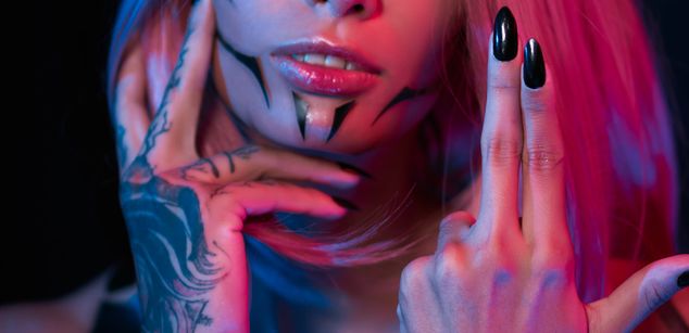 Model - DeuxGold joi