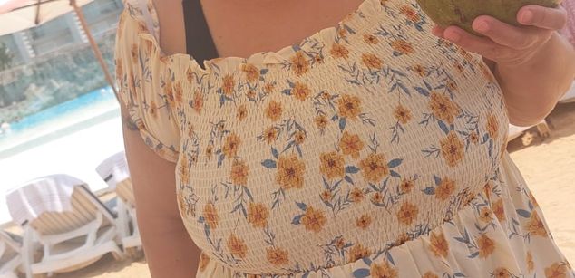 Model - Selene mature