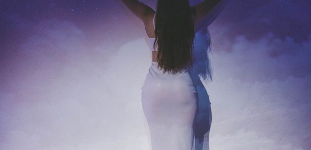 Model - StacyBeauty natural