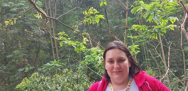 Model - Selene mature