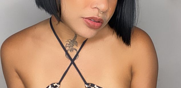 Model - aanahis fuck