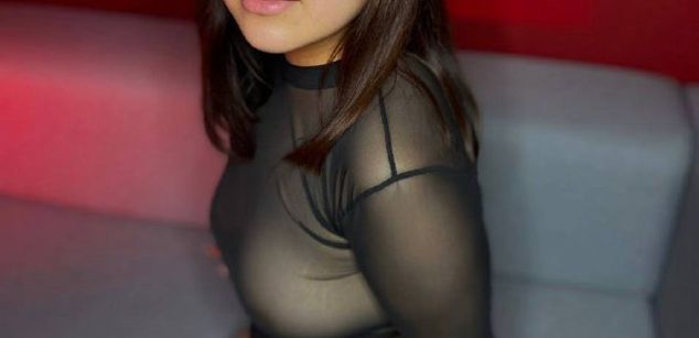 Model - Amanda bigboobs