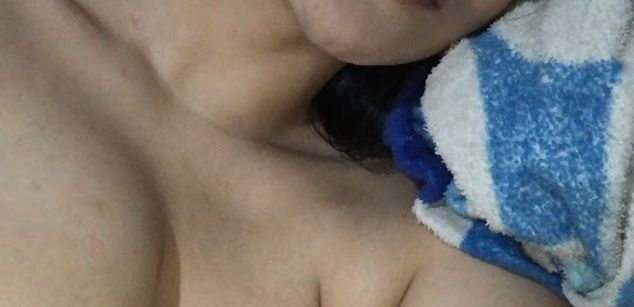 Model - Mia Saenz squirt