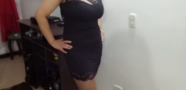 Model - IsabellaQuitan lenceria