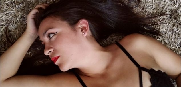 Model - Cataleya Sexy bailar