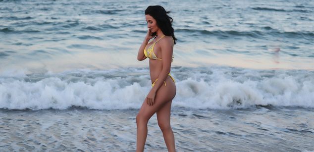 Model - CarlaReyes mature