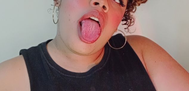 Model - Sara dirty latina