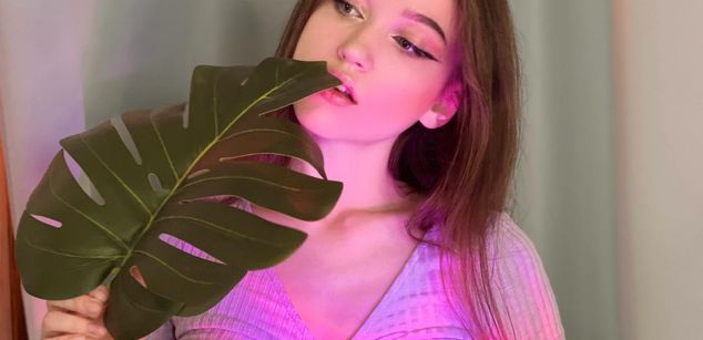 Model - Amelia natural