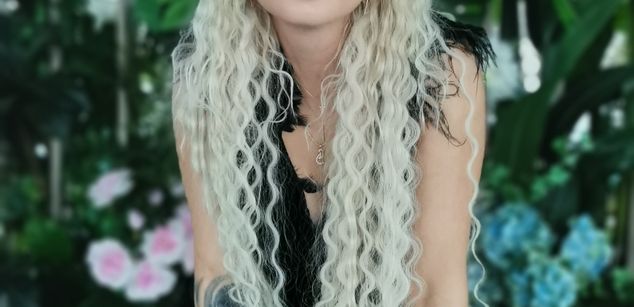 Model - EvaStarling joi