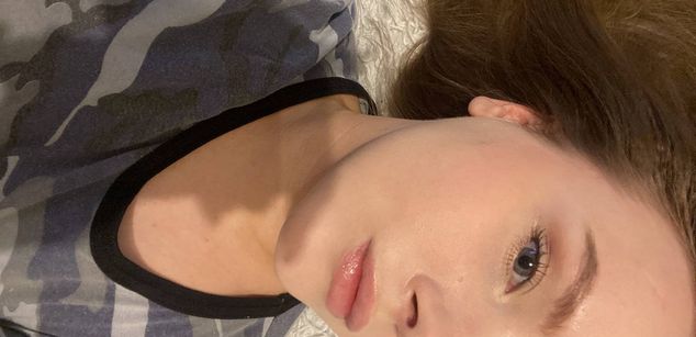 Model - Alisia Cherrey play