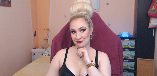 Model - Miss Lexy Gold findom