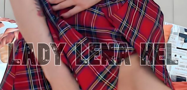 Model - Lena Hel Vanilla