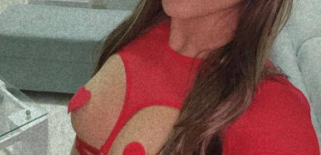 Model - Candy Spicy NORA