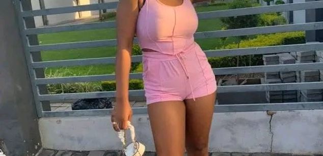 Model - Sashalee deepthroat