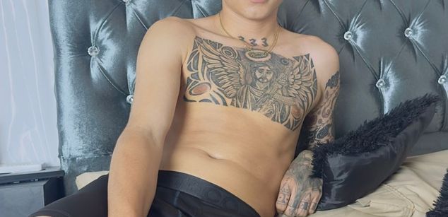 Model - JordanMorenus CUN