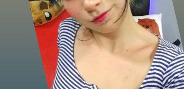 Model - Akina Shikashi dildos