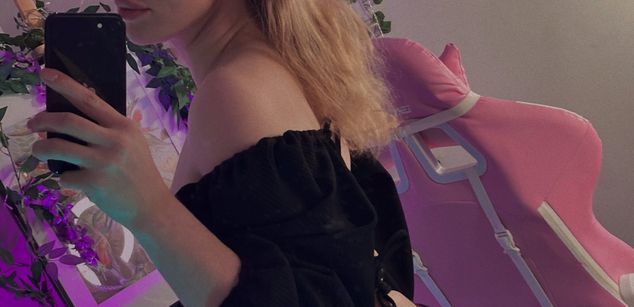 Model - FionaPowerpuff bdsm