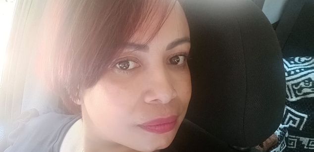 Model - IsabellaQuitan lenceria