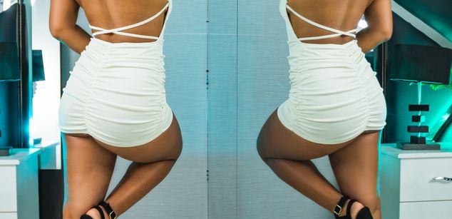 Model - Paulina Jones domination