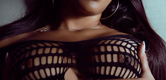 Model - ZoeOrtega latina