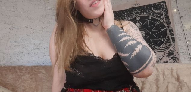 Model - Nessa Greyrat dildo