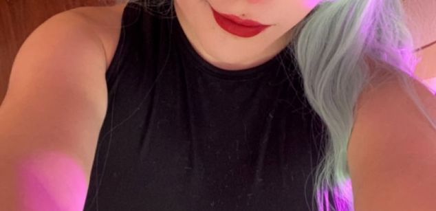 Model - ANNIE SNOW cosplay